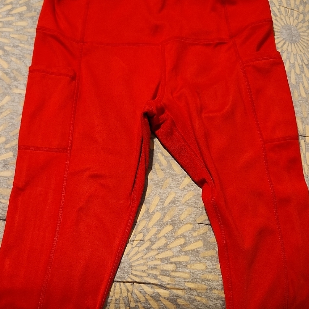 Red Cropped Leggings with Wide Waistband